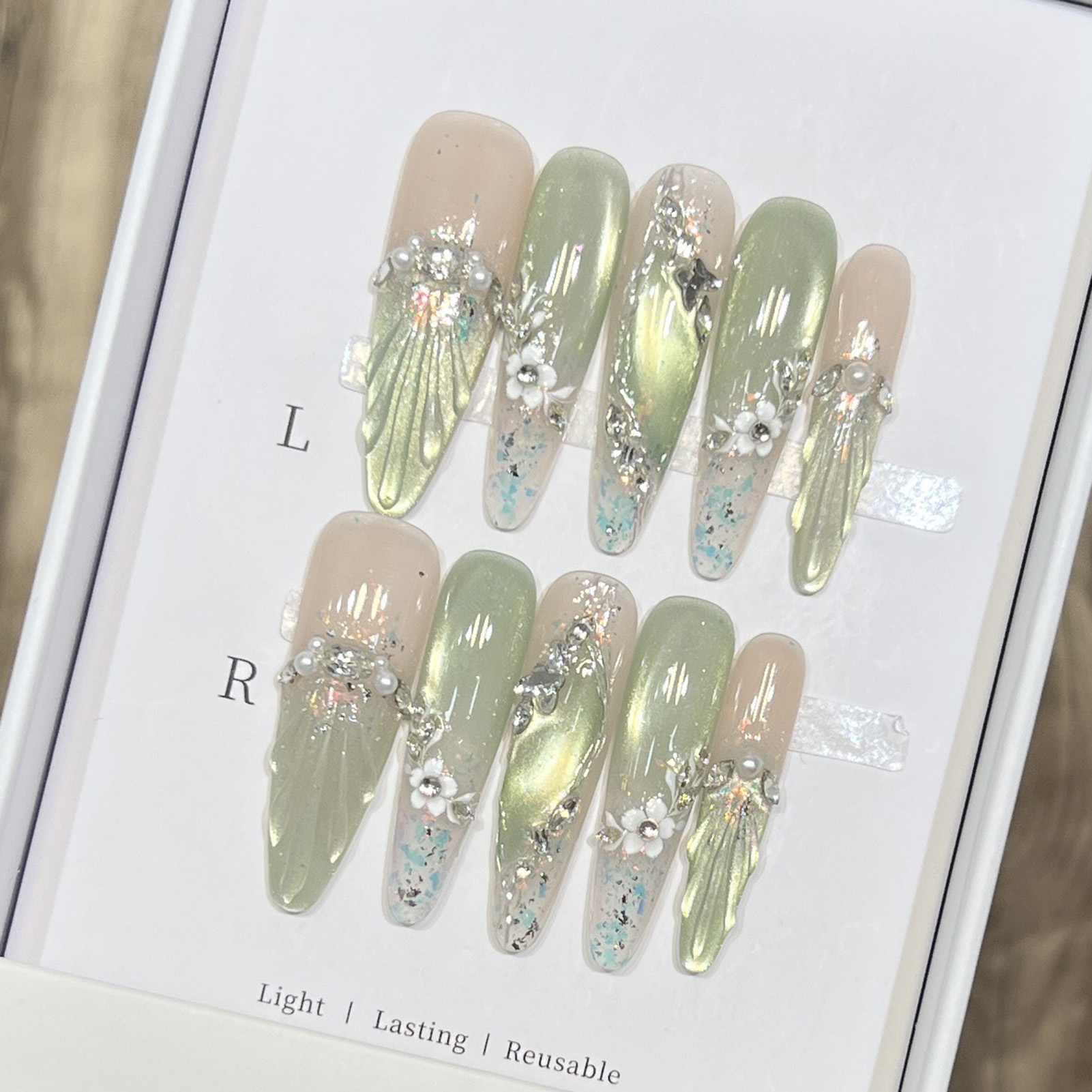 Pressed Flower Art - 10 Buah Ujung Kuku Palsu Almond
